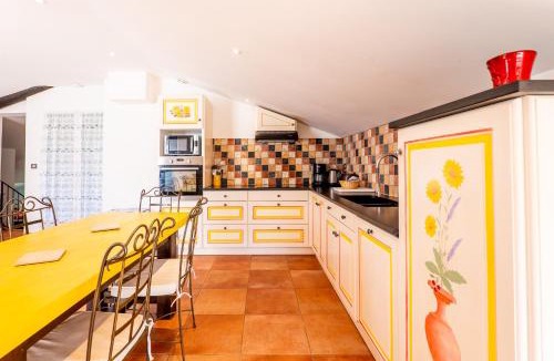 Redortiers Apartment | La Grange D'anthounin