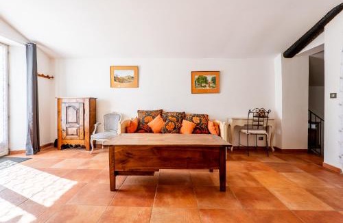Redortiers Apartment | La Grange D'anthounin