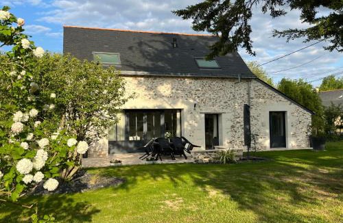 Soulaines-sur-Aubance House | La grange d'Elise