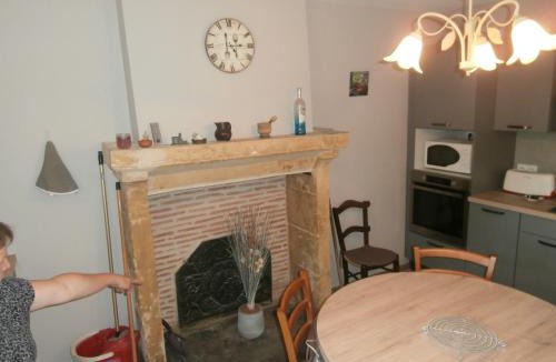 Saint-Georges-de-Montclard House | La grange de Tombeloly