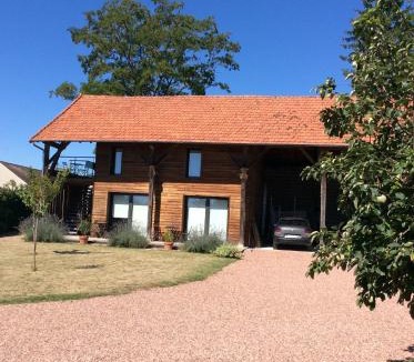 Saint-Parize-le-Chatel Bed & Breakfast | La Grange de l’Ouche