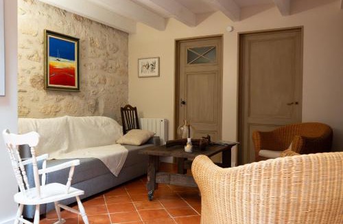 Verac House | La Grange D'Oustaud