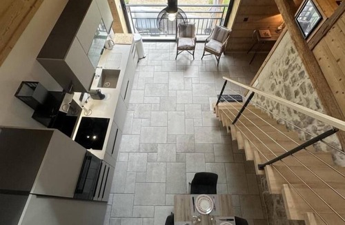 Chezery Forens House | La Grange de la Crête Beudron