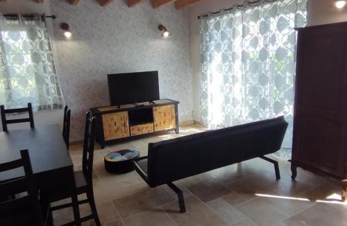 Bournand House | La grange de robin