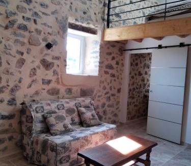 Chomerac House | La Grange de Sabatas