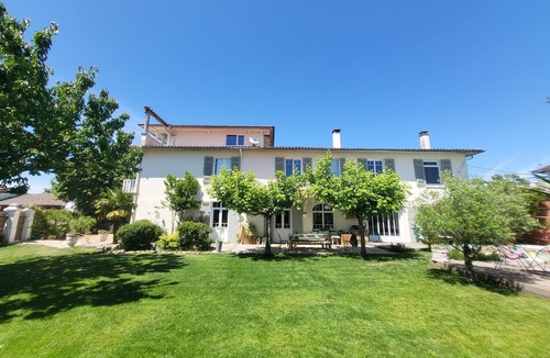 Belin-Beliet House | "La Grange de Zingaro" Very pretty family home ideally located in Gironde