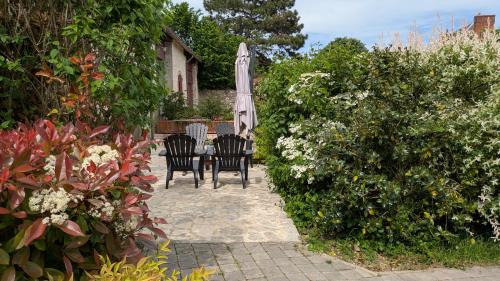 Mesland House | La Grange des 7 Tilleuls