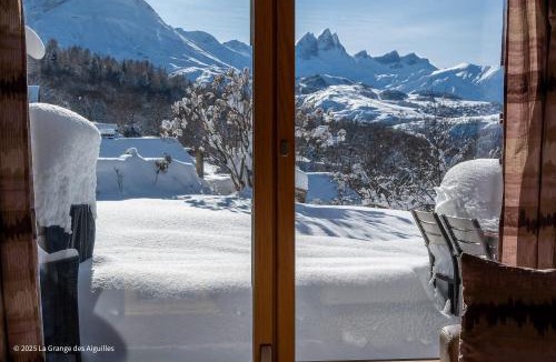 Albiez-le-Jeune Ski Chalet | La Grange des Aiguilles