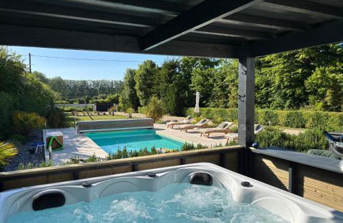 Ellon House | La Grange Des Guesdons