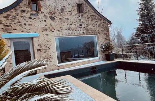 Lourdes House | La Grange des Pyrénées with heated pool and jacuzzi