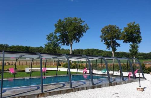 Cambron House | La grange des rosiers