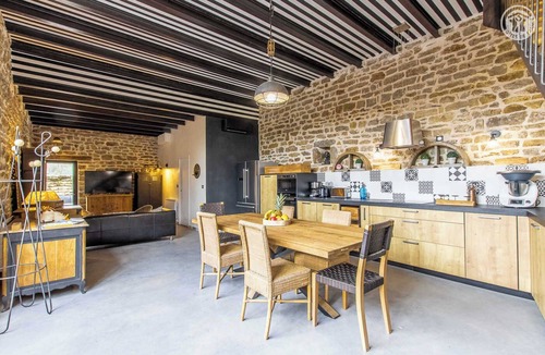 Dracy-les-Couches House | La Grange - Dracy LES Couches