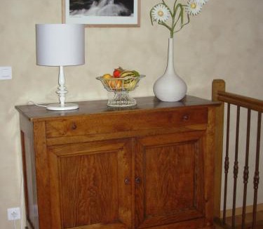 Deneuille-les-Mines Bed & Breakfast | La Grange du Bourg