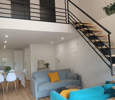 La Seauve-sur-Semene House | la grange du champ