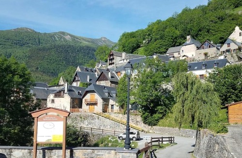 Saint-Lary-Soulan Ski Chalet | La grange du hameau