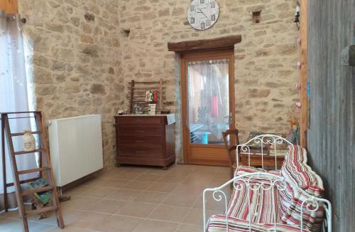 Bournazel House | LA GRANGE DU RIAL