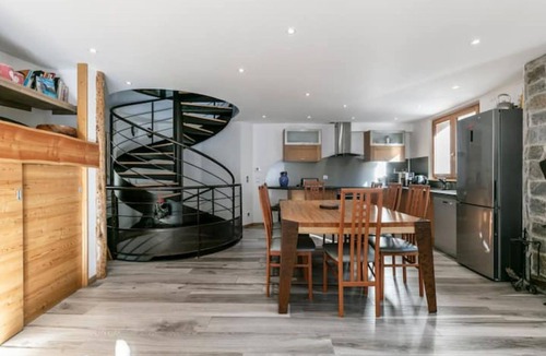 Venosc Ski Chalet | La Grange du Rocher