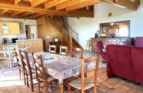 Quins House | La grange en SEGALA