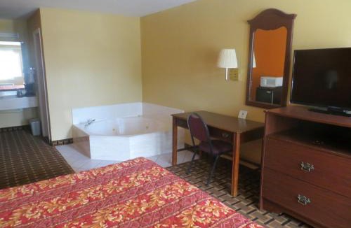La Grange Hotel | La Grange Executive Inn and Suites