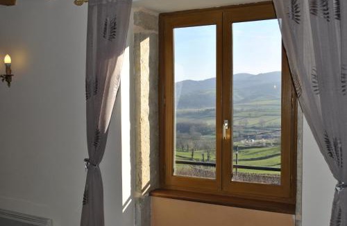 Tramayes House | La Grange Fleurie
