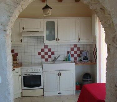 Gasny House | La grange