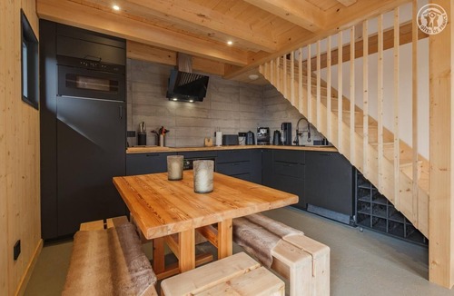 Les Deserts House | LA Grangette DES Daines