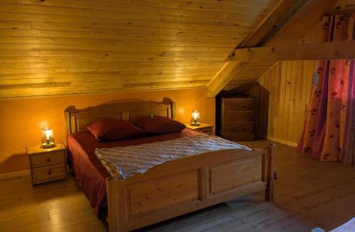 Le Noyer Apartment | La Grange