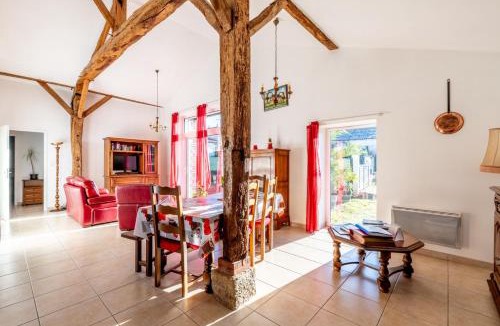 Saint-Julien-des-Landes House | La grange - gîte calme en campagne
