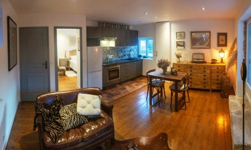 Savenay House | La Grange