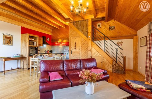 Le Noyer House | LA GRANGE - LE NOYER