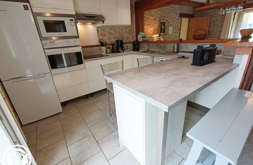 Meyronne House | La Grange - MEYRONNE