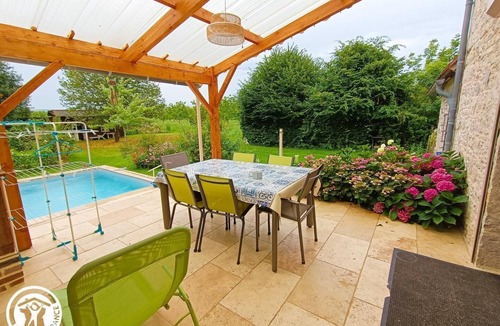 Meyronne House | La Grange - MEYRONNE