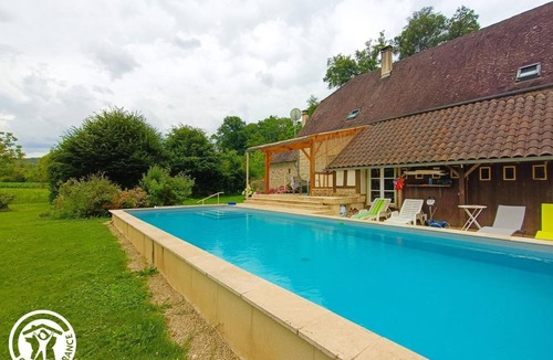 Meyronne House | La Grange - MEYRONNE