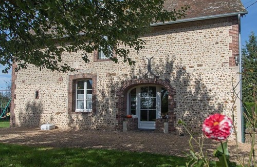 Rueil-la-Gadeliere House | La grange Mirabelle