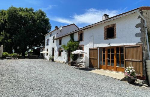 Dinsac Bed & Breakfast | La Grange Richard