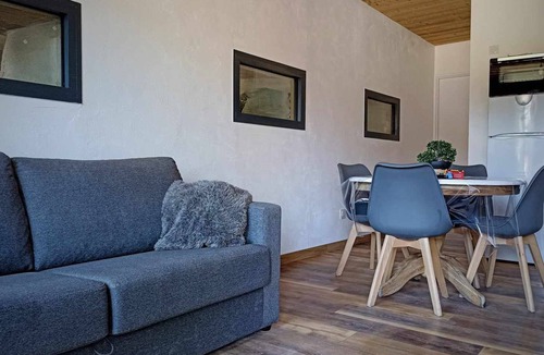 Lathuile House | ❤LA GRANGE SAVOYARDE⭐Lac 1KM-Spa💦Pool-Charm