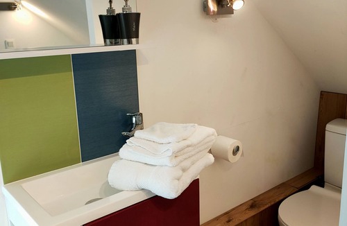 Loches Bed & Breakfast | LA Grenetiere Chambre Pour une Personne Avec Balcon