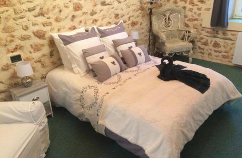 Saint-Adjutory Bed & Breakfast | La Grenouille