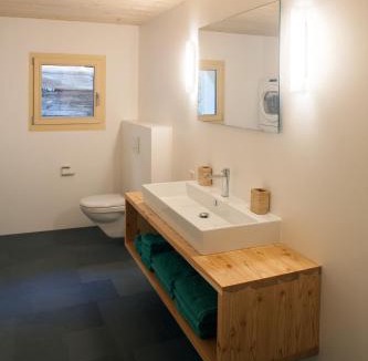 Zillis Apartment | La Grobla - Die ruhige & heimelige Ferienwohnung