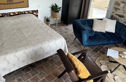 Mauleon House | La Grosse Pierre