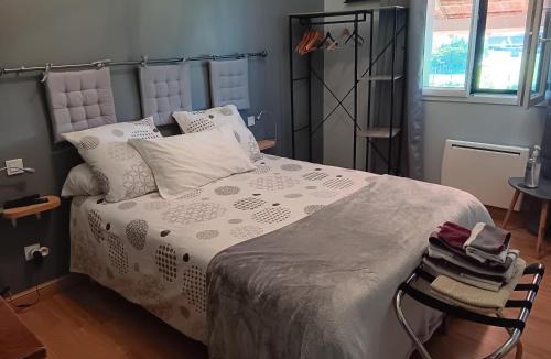 Cercy-la-Tour Bed & Breakfast | La Guette