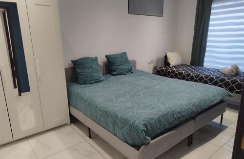 Lens Apartment | La Gueule d'Or - Grand appartement 6 pers avec parking - près Stade Bollaert & Louvre-Lens