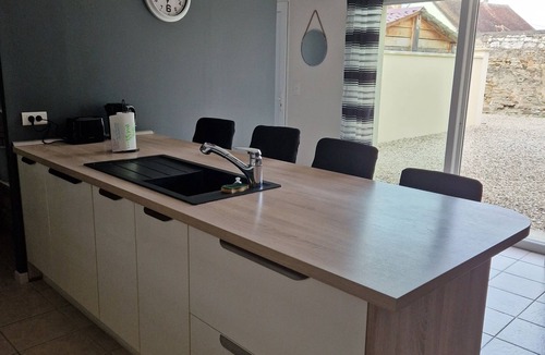 Gurgy House | La Gurgyçoise