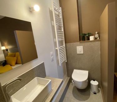 Saint-Jouan-des-Guerets Bed & Breakfast | La Hacienda Verde