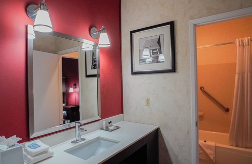 Edenvale Hotel | La Hacienda San Jose Silicon Valley