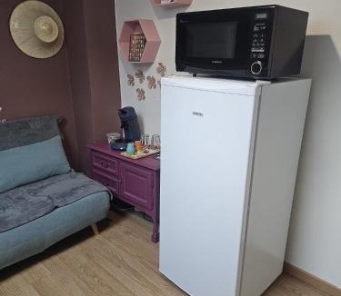 Cravanche House | La Halte D'Aristide - Parking