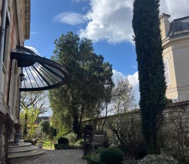 Les Veneurs House | La HALTE des CAVALIERS