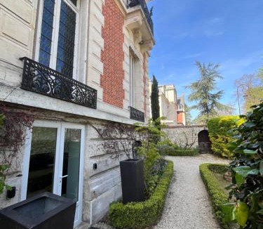 Les Veneurs House | La HALTE des CAVALIERS