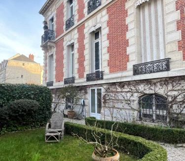 Les Veneurs House | La HALTE des CAVALIERS