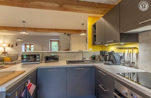 Chateau House | La Halte du Donjon - CHATEAU